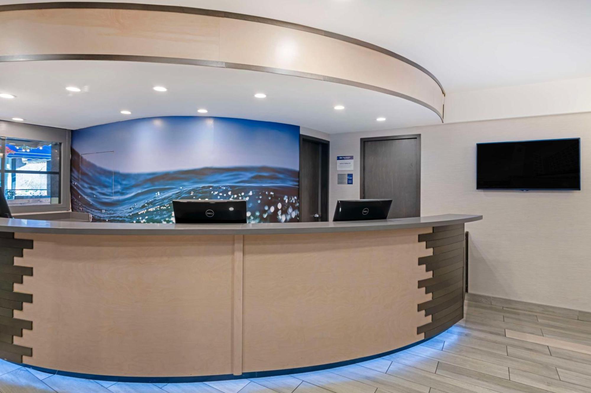 Best Western Plus Sands Ванкувър Екстериор снимка