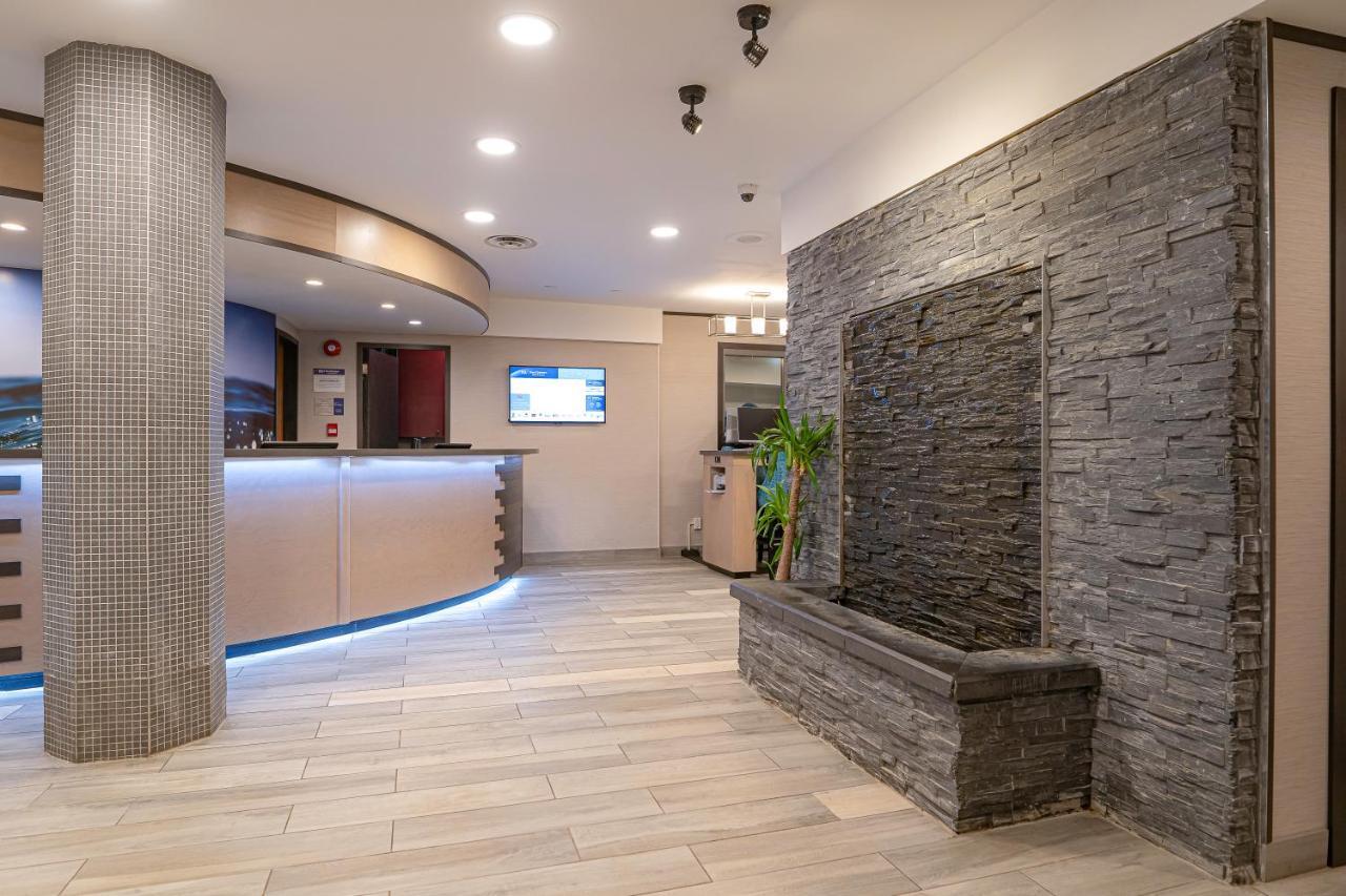 Best Western Plus Sands Ванкувър Екстериор снимка